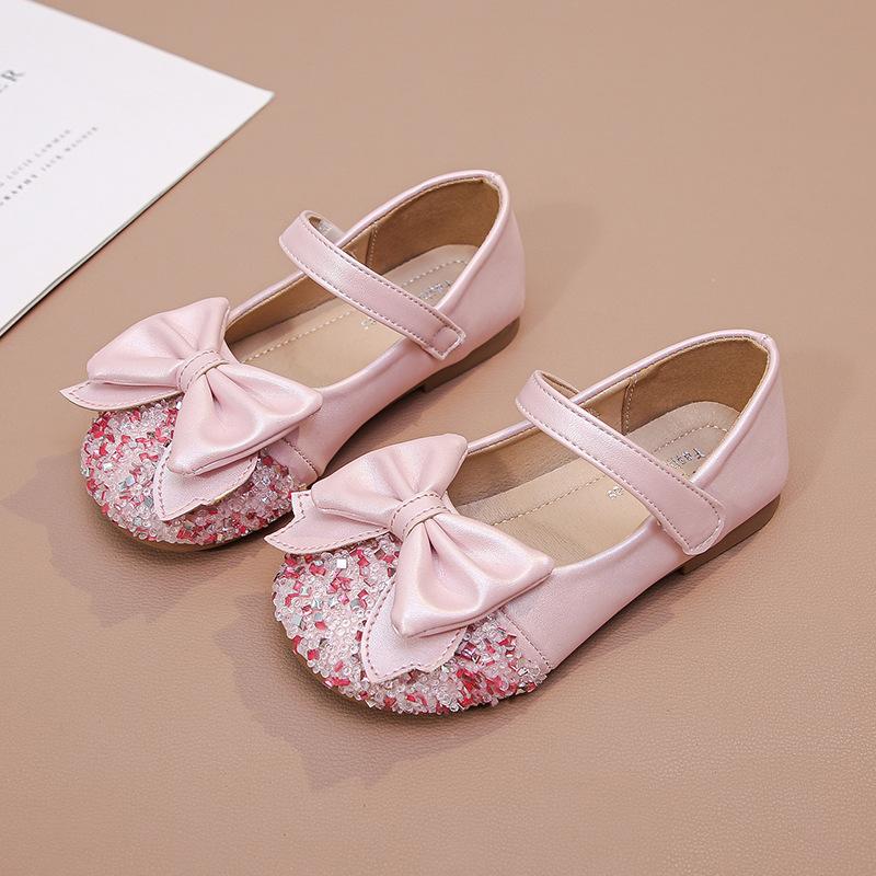 

Одноклассница весна и лето 2025 новые хрустальные туфли жемчужные на мягкой подошве туфли принцессы модные универсальные повседневные маленькие кожаные туфли 23-27 yards whole box shot 50 pairs