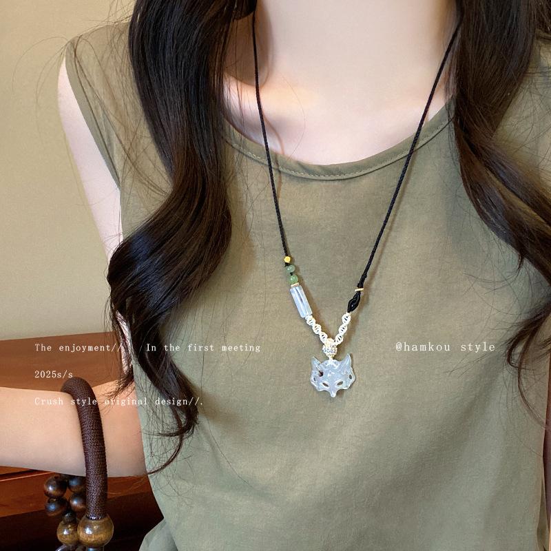 New Chinese Retro Popular Ethnic Style Necklace Women's Versatile Niche Long Sweater Chain High-end Simple Accessories