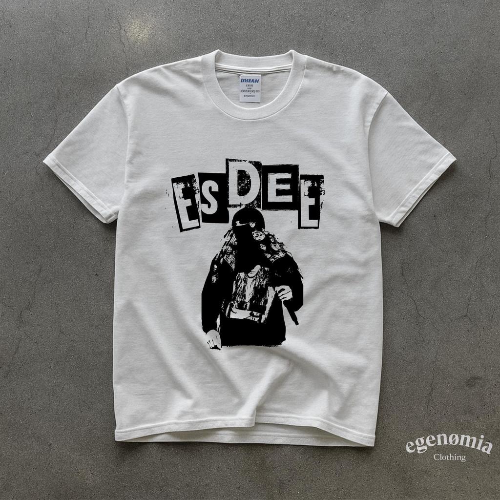 T-shirt underground ispirata a Esdeekid, streetwear ispirato al Fakemink per merchandise di Esdeekid, vibes Fimiguerrero, rap underground, tumulo infestato,