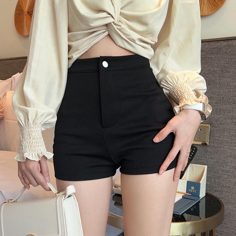 2024 Trendy American Black High-Waisted Women's Hot Pants - Sexy, Casual, Hip-Hugging Shorts for Summer