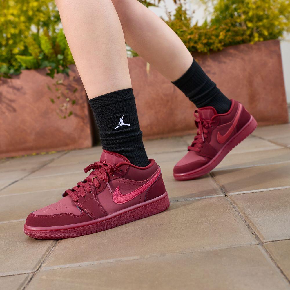 Jordan 1 Low SE Valentine s Day (2026) (Women s) 39