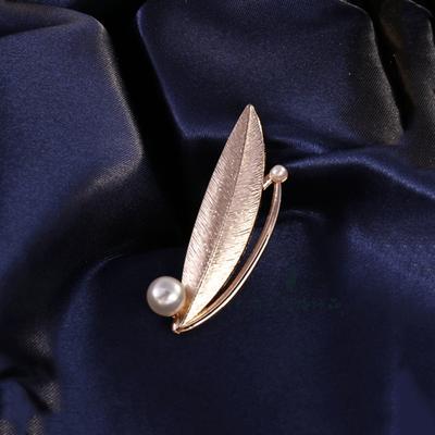 Pearl Leaf Brooch Women'S Premium Sense Anti-Light Pin Temperament Brooch Accessories