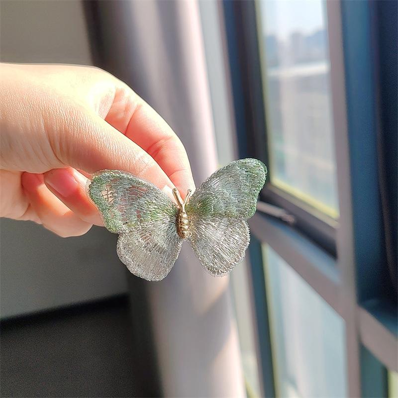 

Новые вышитые броши-булавки с бабочками, женские, мечтательных цветов, с темпераментным шармом, для женщин, модные свадебные украшения в подарок