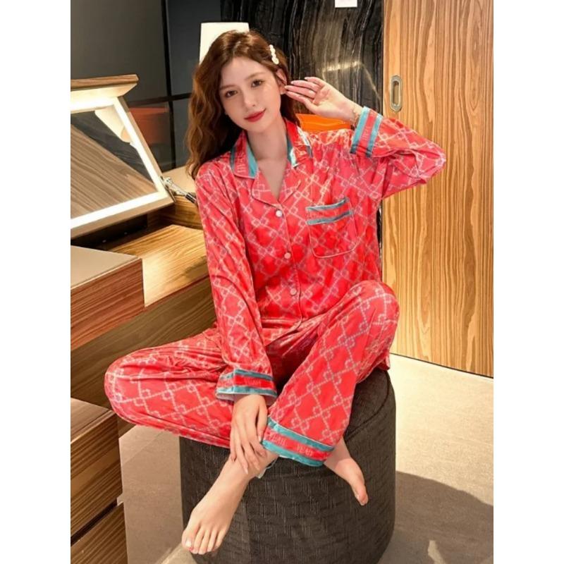 Autumn and Winter Gold Velvet Pajamas Women's Suit Trousers Home Clothes High-end Sense Home Clothes