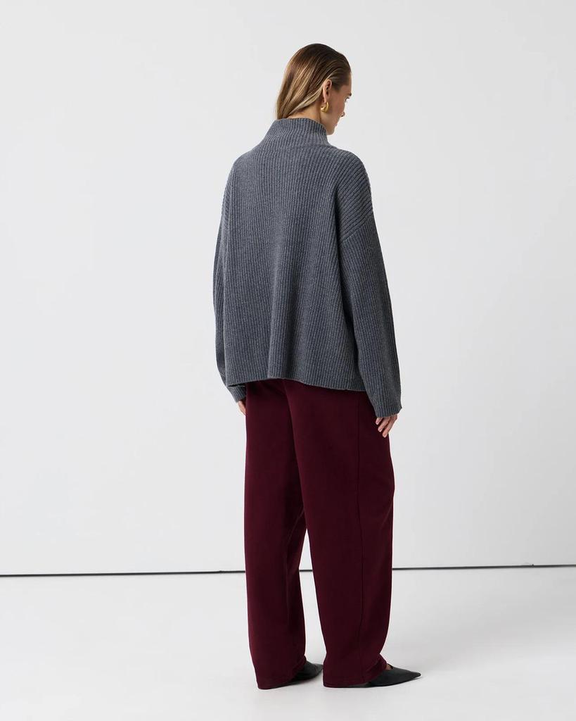 European-Styled Wool Zip Cardigan: Autumn/Winter Half-High Collar Sweater Knitwear