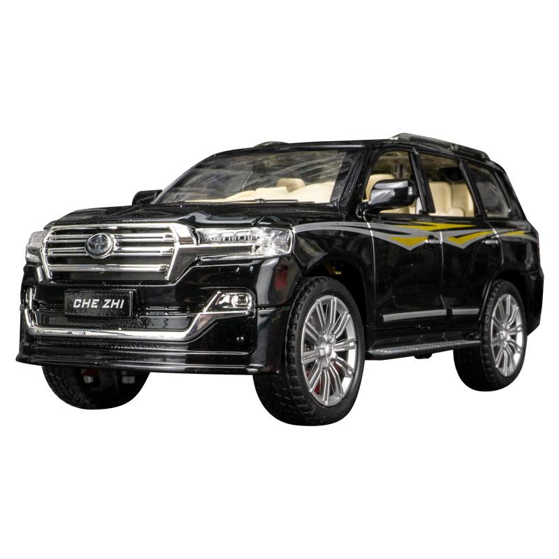 

1:24 Toyota Land Cruiser alloy off-road vehicle model, doors and engine hood, trunk can be opened rich details, fine workmanship чёрный