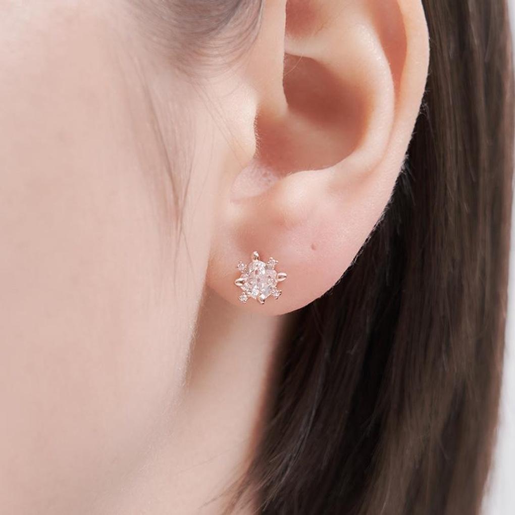 [CRANNE] Silver Big Point Cubic Ball Earrings C24EB330