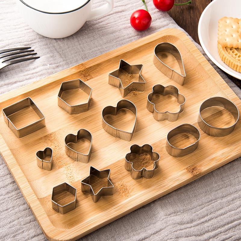30-delars Rostfritt Stål Kexform Hjärta Stjärna Blomma Kexskärare Kakpress Formningsform DIY Bakverktyg
