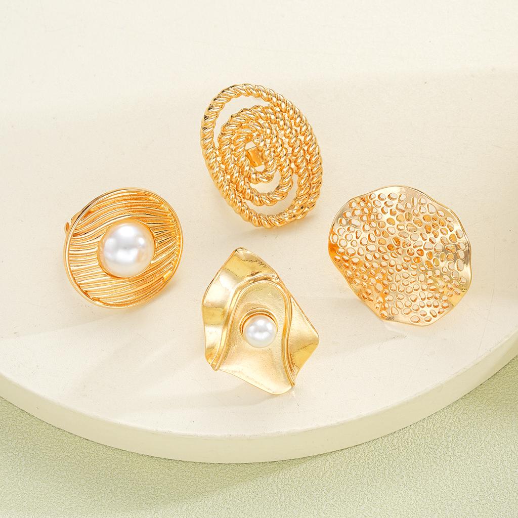4Pcs/Set Imitation Pearl Chunky Rings For Women Vintage Geometric Irregular Hollow Gold Color CCB Ring Set Fashion Party Jewelry