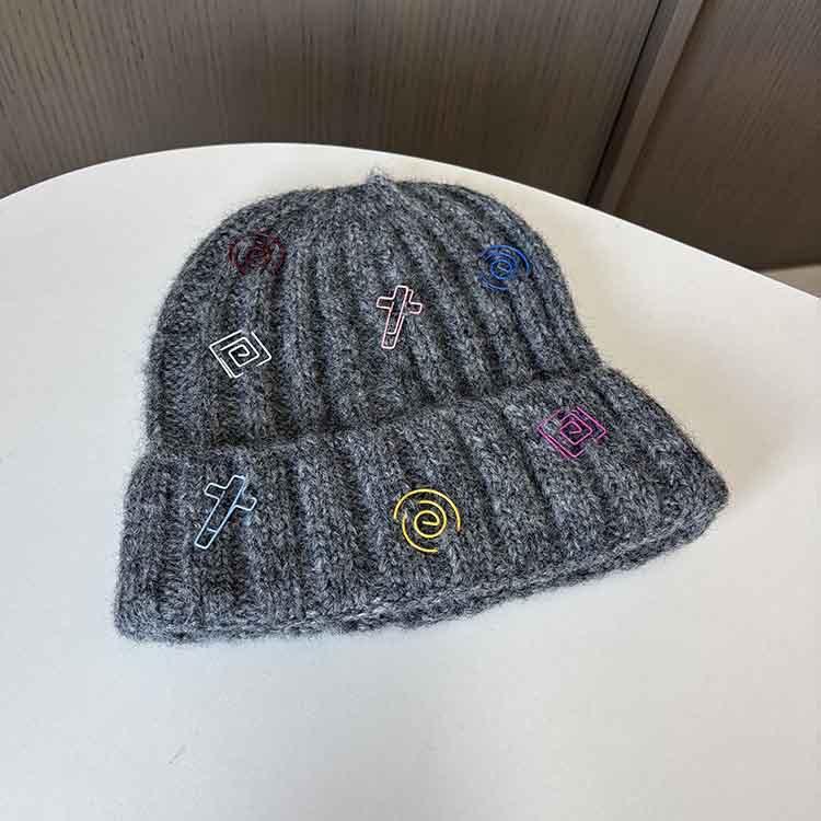 Personalized Knitted Hat Sweet Decoration Cute Wool Hat Ladies Outdoor Cycling Warm Pullover Hat M(56-58cm)