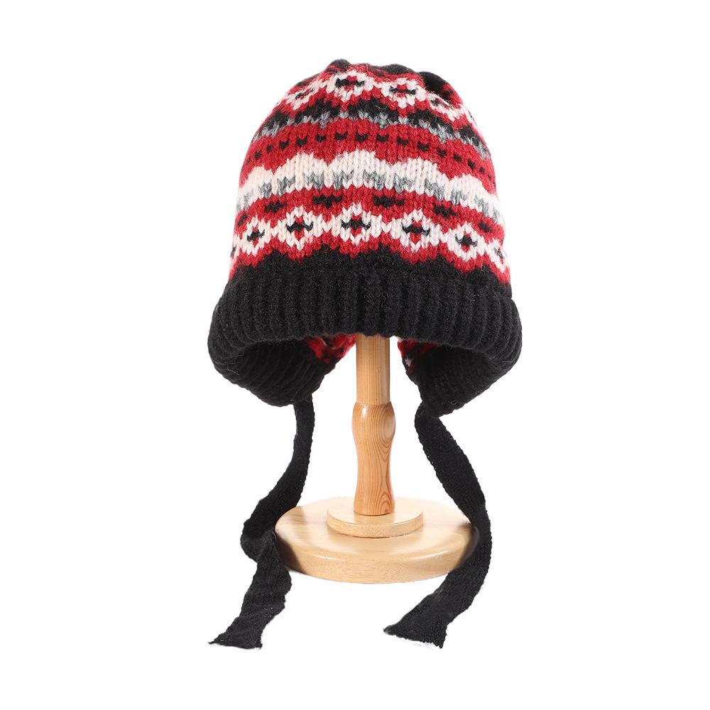 

2025 Fair Isle Women s Wool Knitted Winter Hat with Ear Protection чорний