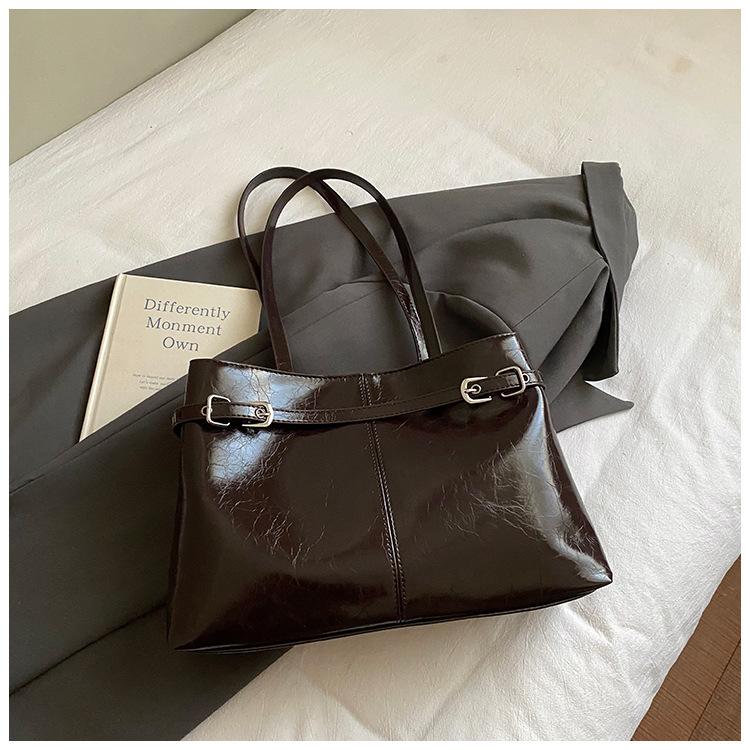 Suede Large Capacity Bag Women's Winter New Retro Fashion Armpit Bag Commuter Simple Tote Bag