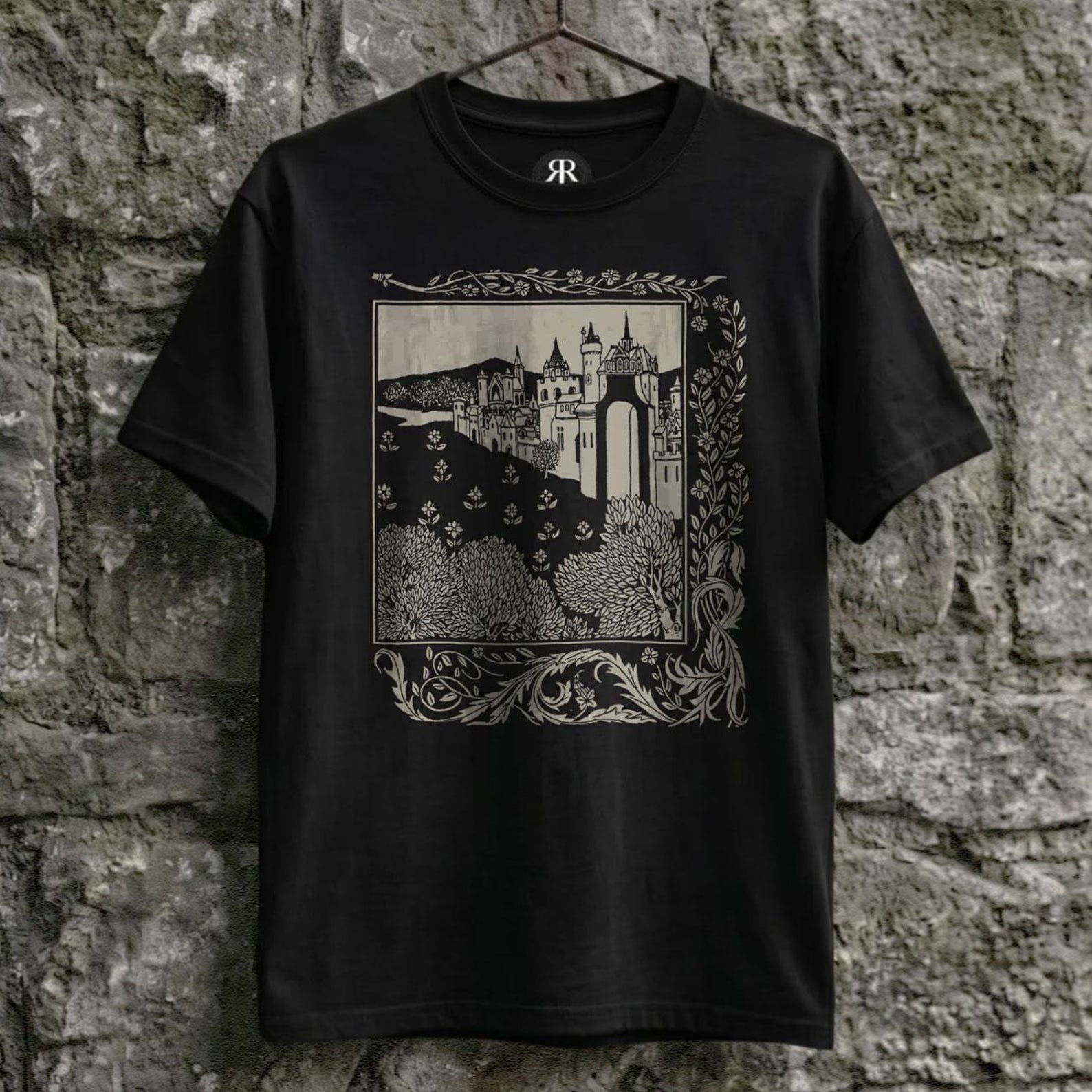 Medieval Castle Shirt, La Mort D Arthur, Aubrey Beardsley, Camelot, Excalibur, Lancelot L