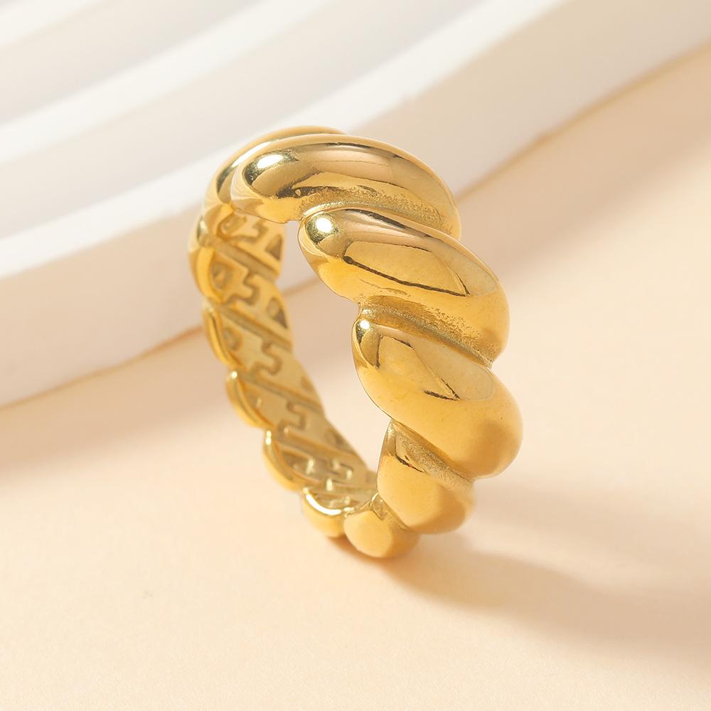Stainless Steel Casting Jewelry Exaggerated Personality Irregular Love Ring 18K Gold Plated Titanium Steel Ring