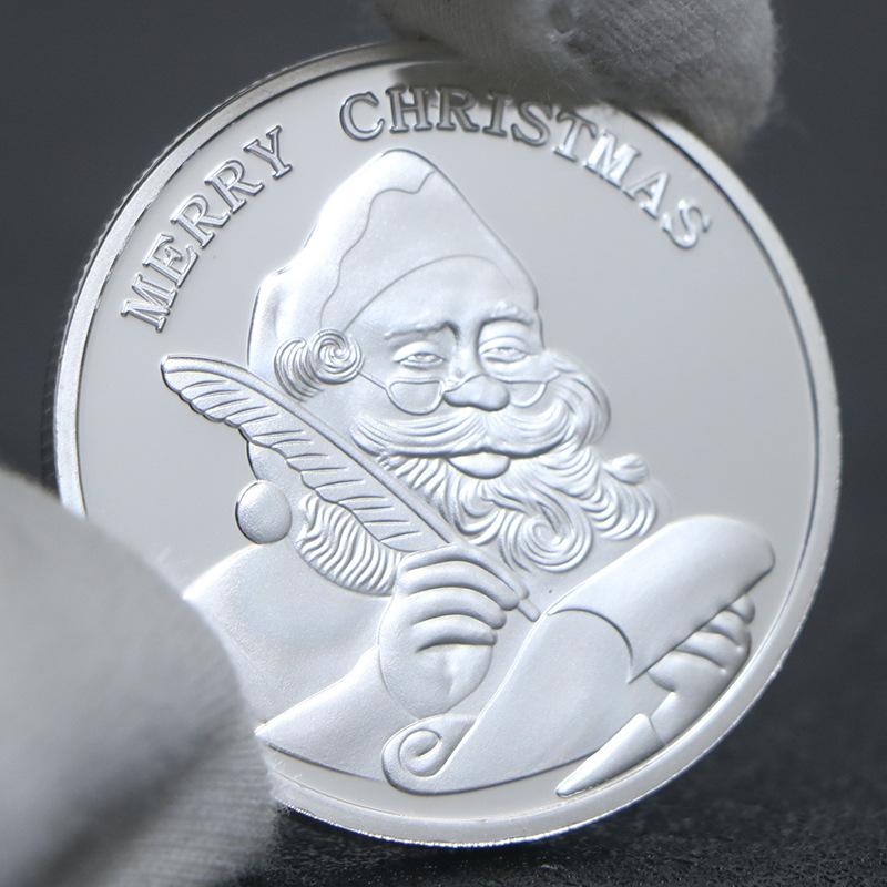 Santa Claus commemorative coins, metal crafts, New Year's wish silver coins, Christmas Eve gifts, Christmas commemorative medals