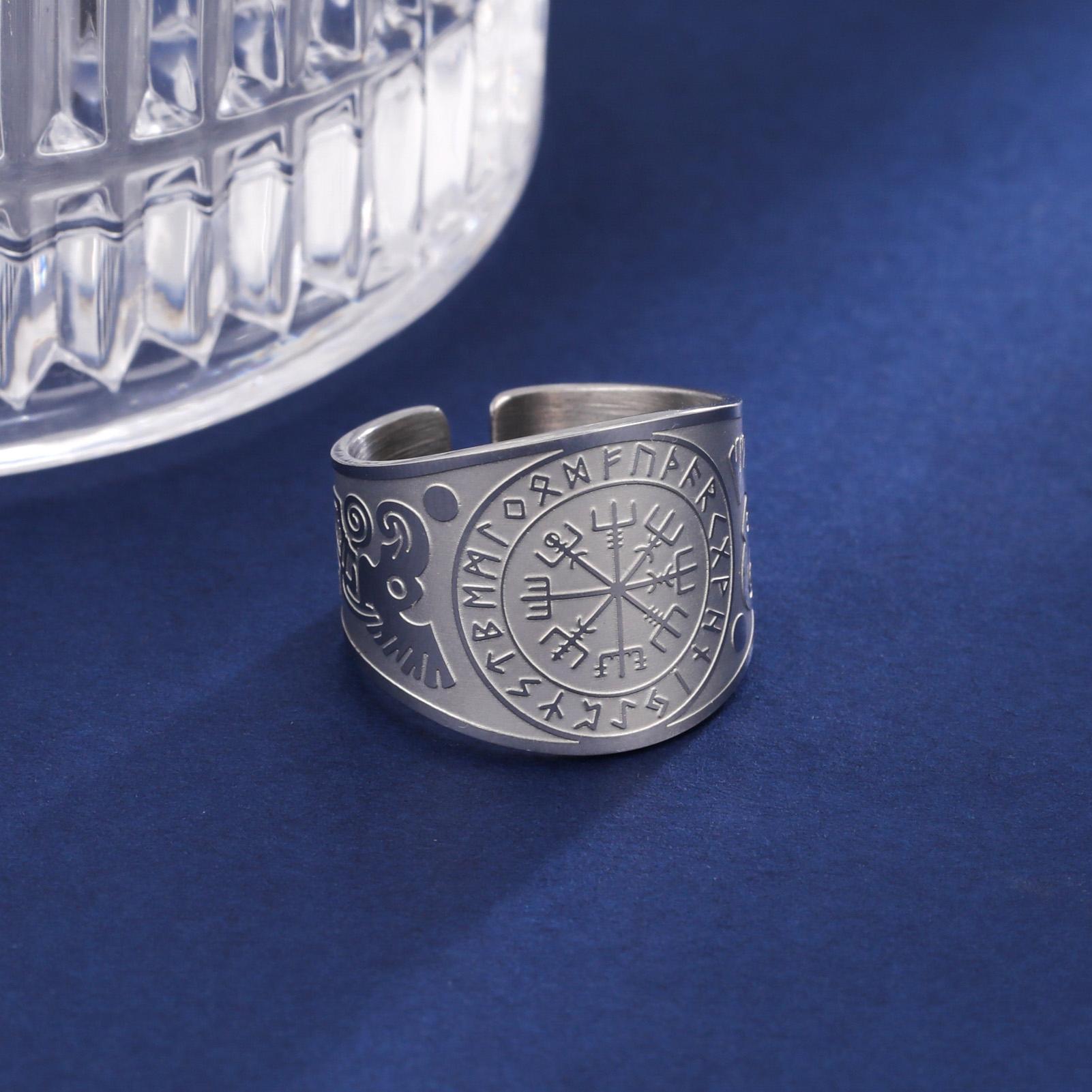 

LIKGREAT Viking Compass Vegvisir Ring Helm of Awe Nordic Rune Scandinavian Amulet Stainless Steel Jewelry New Year Gift 8