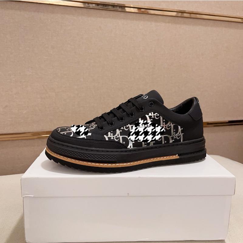 

European Station D Men s Trendy Casual Sports Shoes Thick Soled Versatile Board Breathable Fashion Color Blocked Breathable Dad Shoes 45 Customization is not returned or exchanged.