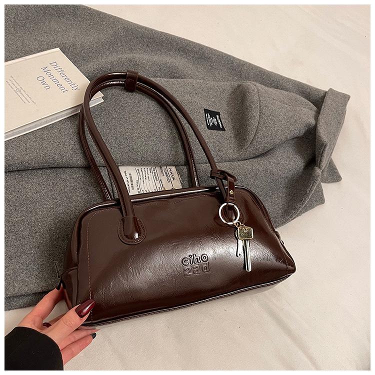 Large-capacity Bag Women's Autumn and Winter Versatile New Retro Niche Single Shoulder Armpit Bag Work Commuter Pillow Bag