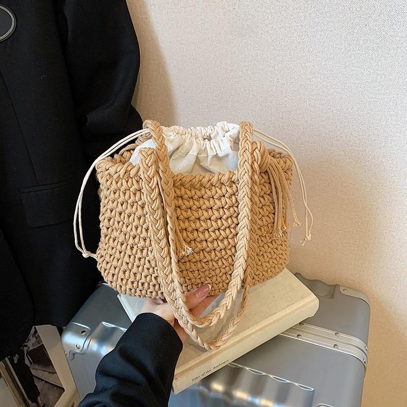 Summer Woven Bucket Bag New Women's Fashion Literary and Fresh Shoulder Bag Niche Pumping Belt Small Bag