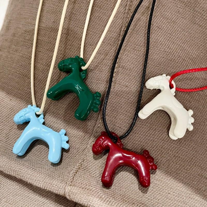 Bunte Rosskirsche Anhänger Lange Halskette Für Damen Verstellbare Pulloverkette Schmuck Modeaccessoire Choker
