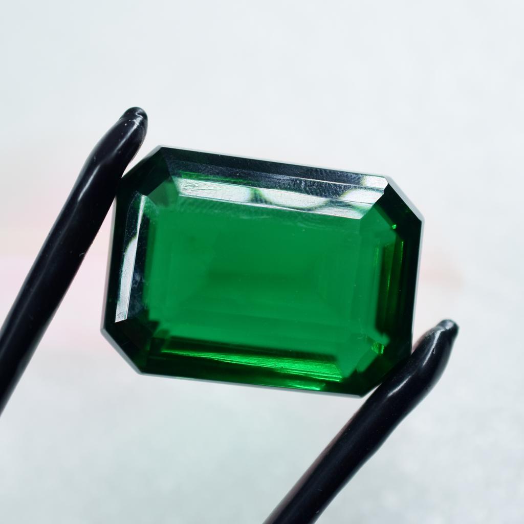 Natural Green Emerald Cut 65.23 Ct Pendant Size Loose Gemstone Certified