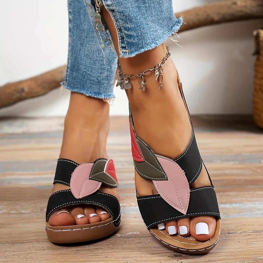 Pair Of Womens Fashionable A Leafpatterned Slippers Opentoe Fake Flat Heeled Slipon Shoes Hand Washable With Fake Liners And Insoles