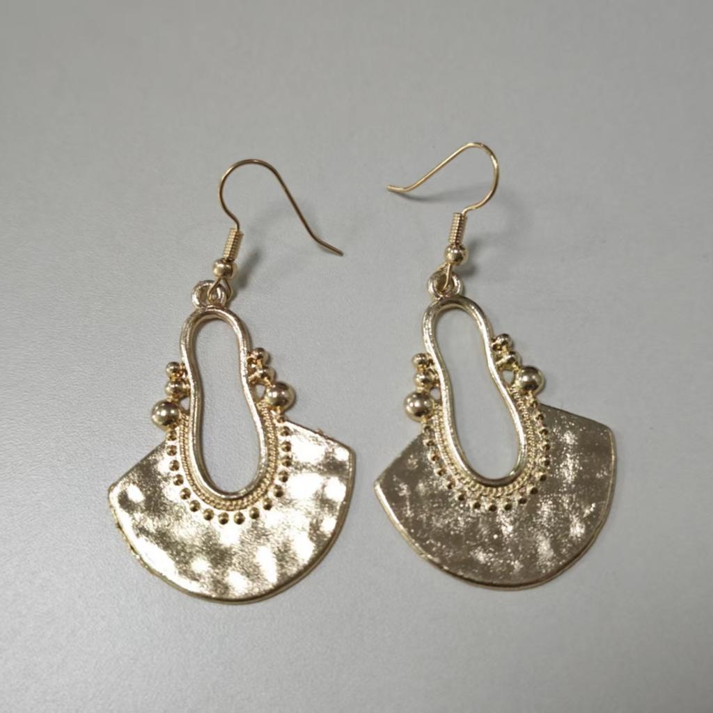 Popular earrings, European and American creative alloy earrings, bohemian round oil drop earrings, ethnic style jewelry