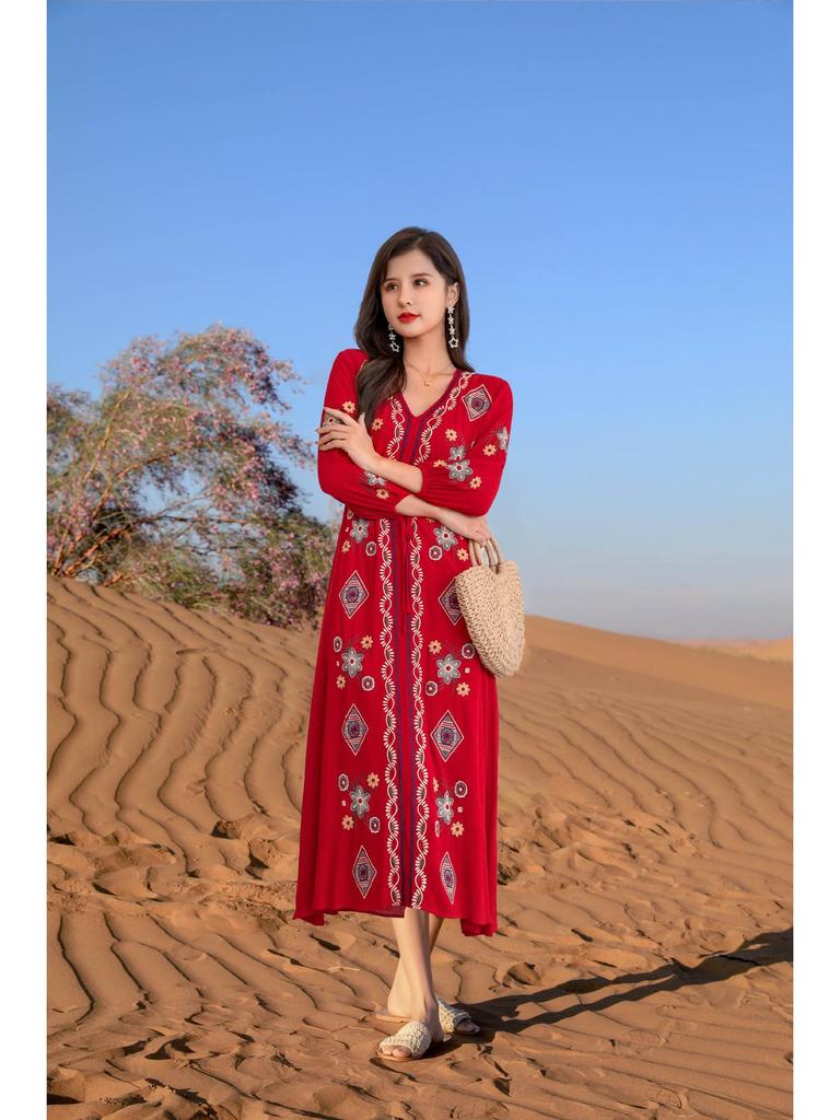 Böhmisches Ethno-Baumwollleinen-Stickkleid mit V-Ausschnitt und langen Ärmeln zum Binden in der Taille für Damen