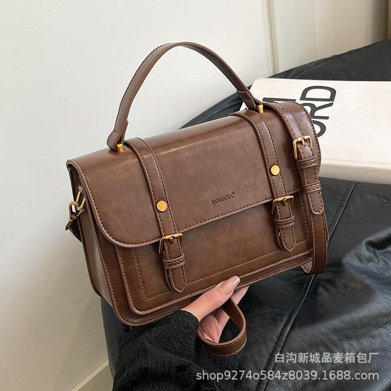 Retro commuter handbag women's 2025 new fashion personality ins Cambridge bag texture niche foreign shoulder bag