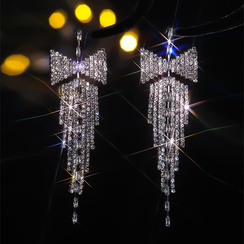 Mode, hochwertig, übertriebene Strass-Ohrhänger mit langen Zirkonfransen für Damen, funkelnde Diamant-Schmetterlingsstecker, Ohrschmuck