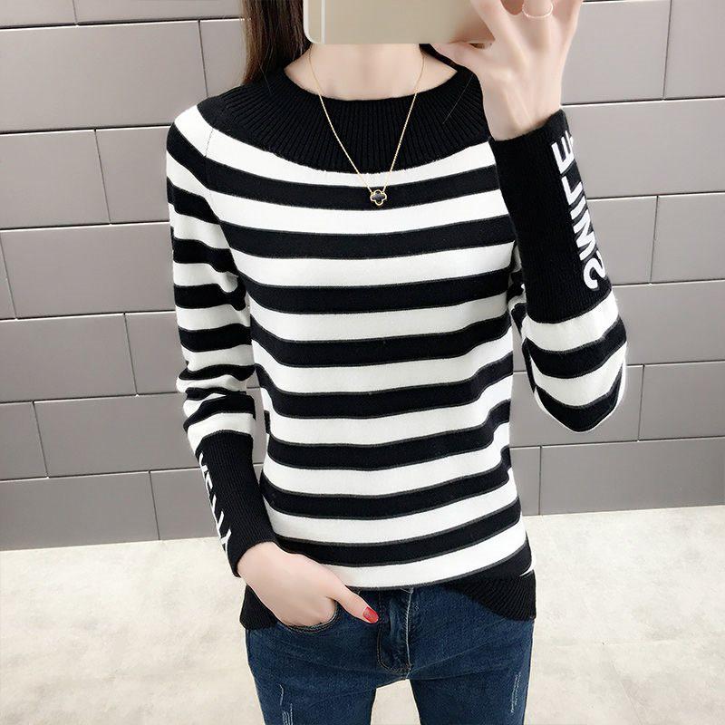 Striped Round Neck Women's Knitted Sweater - Slim Fit, Long Sleeve, Color Block Base Layer for Spring, Autumn, and Winter. Trendy Korean Style Top.