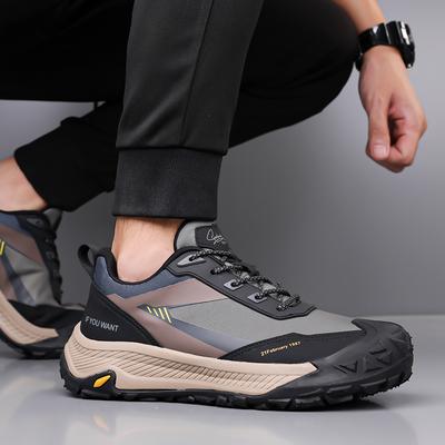 Lightweight and Breathable Running Shoes Men's Comfortable Walking Sports Shoes Fashionable and Simple Outdoor Travel Shoes