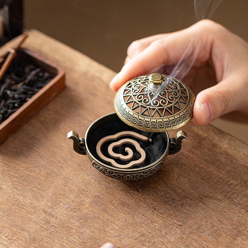Nepal Antique Double-Ear Aromatherapy Furnace: Creative Hollow Tripod Incense Burner for Tea Ceremony or Desktop Ornament.