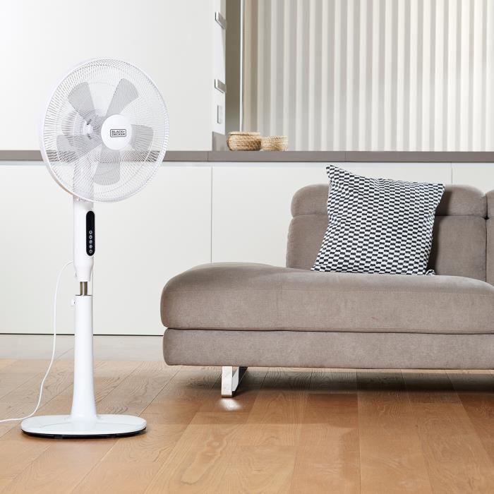 Ventilateur sur pied - BLACK+DECKER - BXBXEFP50E - 50W - 3 vitesses - Hauteur réglable 110-135cm