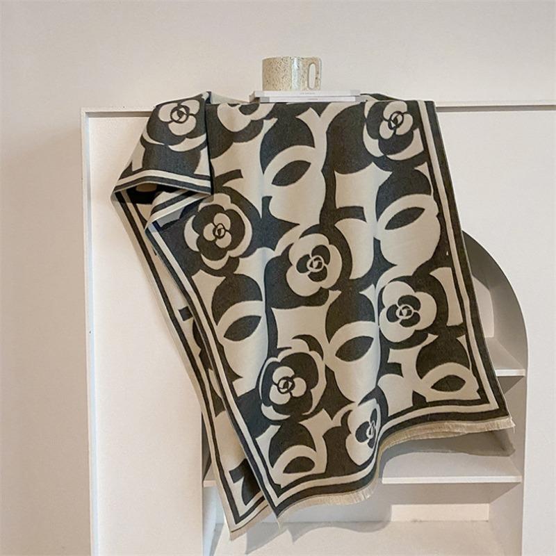 Black and white camellia scarf winter retro fashion versatile imitation cashmere winter scarf warm cashmere shawl