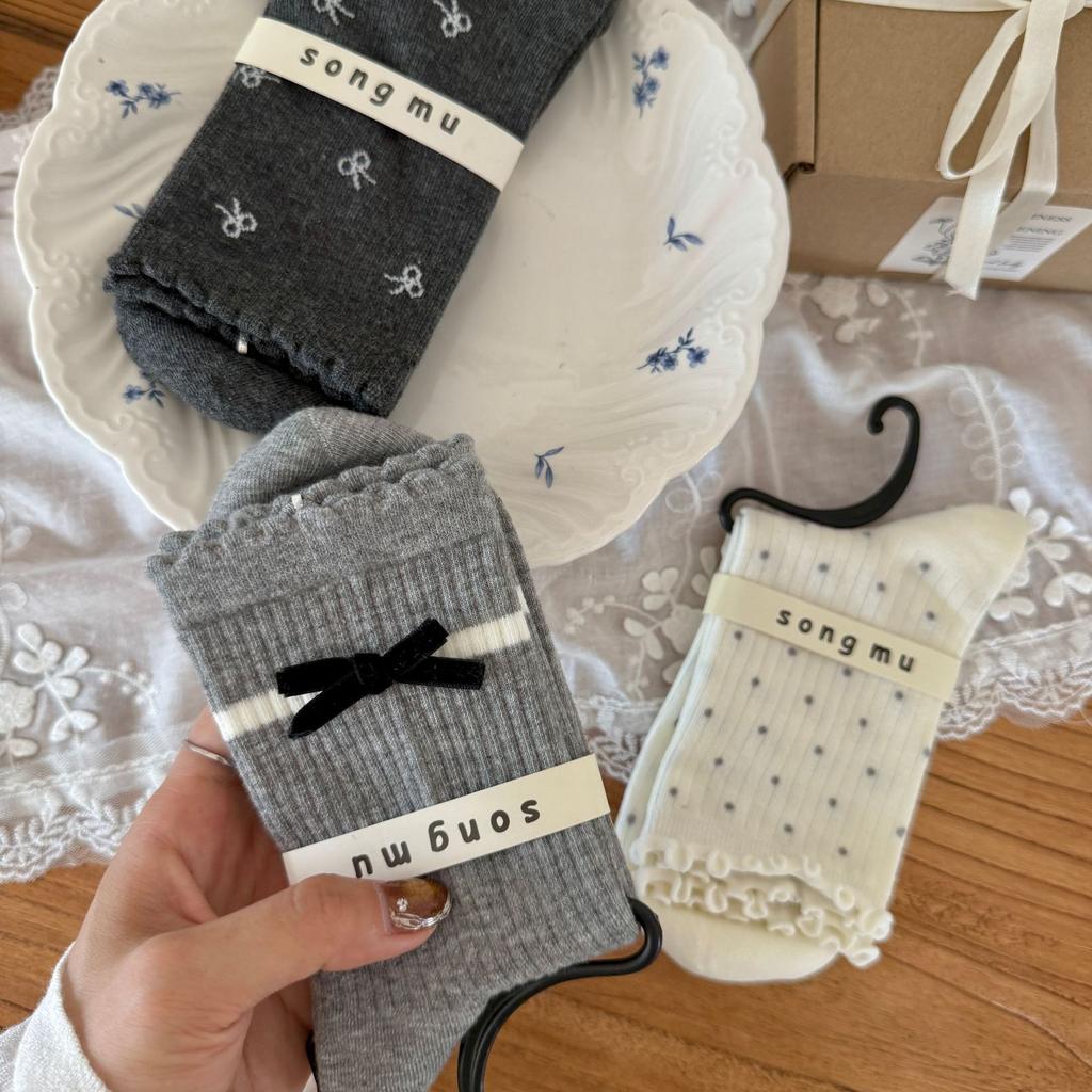 Female Autumn Lovely Bow Boneless Tube Pile Socks