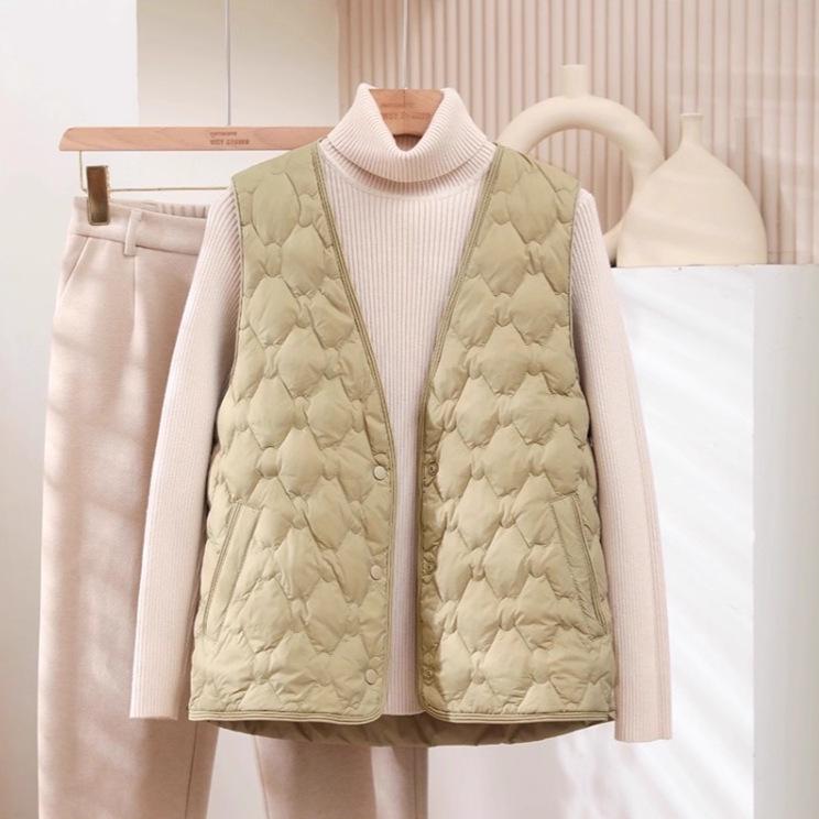 2025 High-End Lightweight Warm V-Neck Down Vest - 90% White Duck Down, Versatile Fashion Gilet for Autumn/Winter