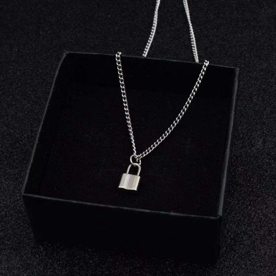 

European & American Titanium Steel Hip-Hop Pendant Necklace - Trendy Unisex Fashion Accessory