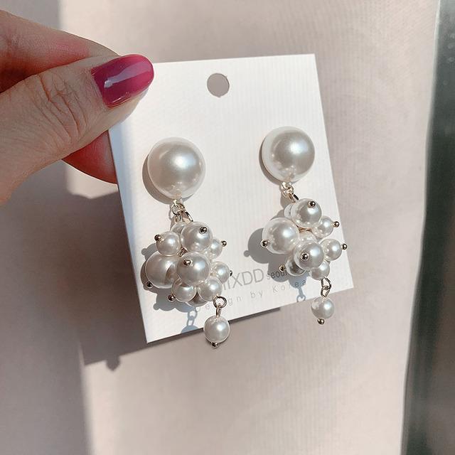 

Корейские ручные бусины большие маленькие искусственные жемчужины в форме винограда длинные висячие серьги для женщин модные аксессуары для ушей