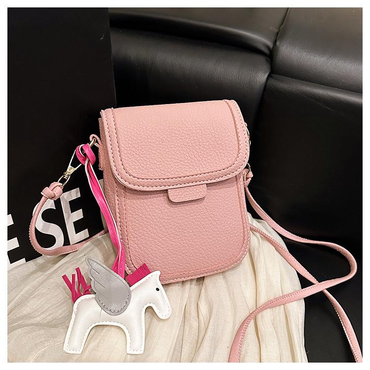

This year s small bag popular bag women s 2025 bag messenger bag new fashion texture shoulder versatile mobile phone key bag