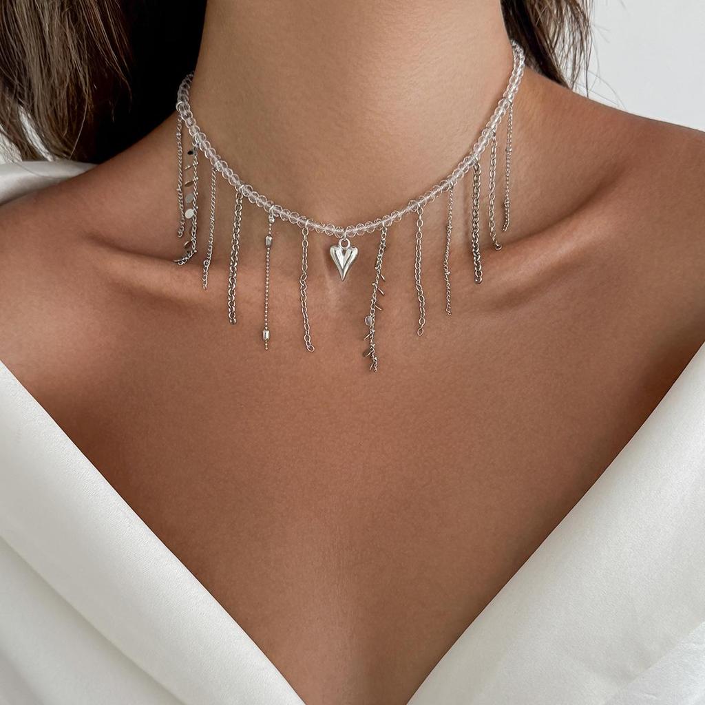 Imitationsperlen Quaste Perlen Choker Halskette für Frauen Liebesherz Anhänger Ketten Mehrlagig Trend Punk Silberfarbe Metall Party Schmuck Geschenk