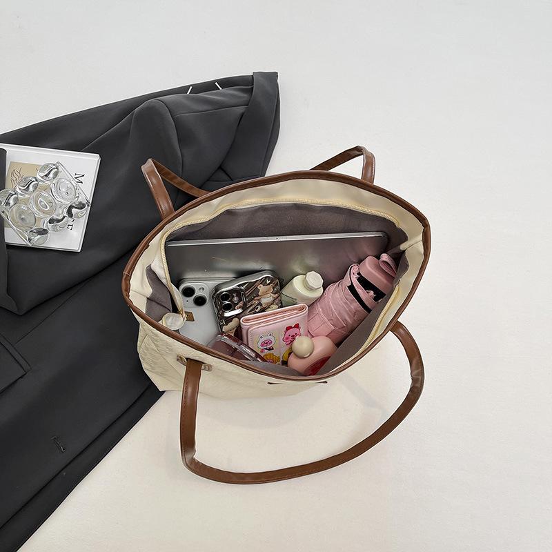 Texture College Students Commuting Tote Bag for Class Large-capacity Bag Women's Travel New Casual Work Shoulder Bag