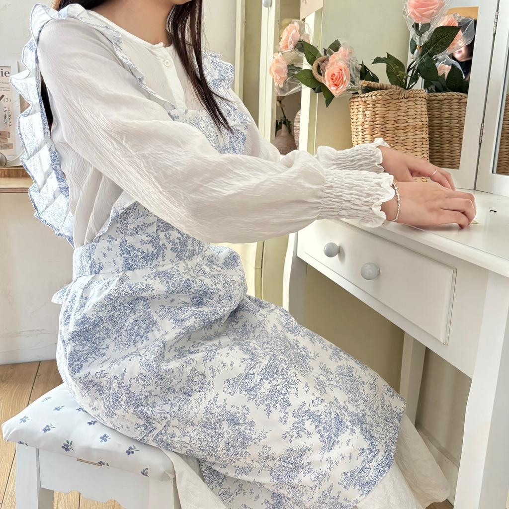French Style Watercolor Print Apron with Ruffle Hem Adjustable Neck and Waist Straps Cotton Cooking Apron for Women