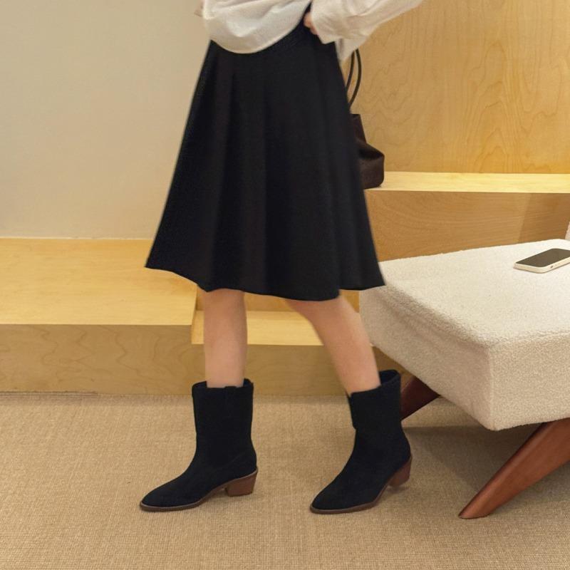 New Style Luxury Autumn And Winter Women'S Thick Heel High Short Boots Fashion Pointed Casual Plus Size Women'S Calf Boots