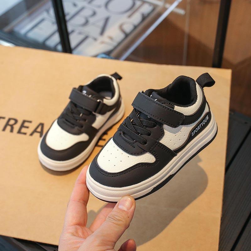 Baby toddler shoes spring and autumn models 1-3 years old 4 women's treasure casual shoes nine months boys casual board shoes soft-soled sports shoes