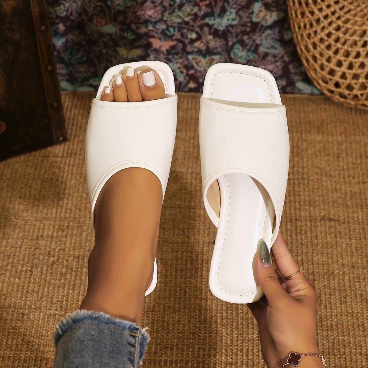 

Fashion Women s Sandals 2025 New Summer Flat Bottomed Women s Roman Slippers Leather Casual Simple Plus Size 36-43 Beach Women s Shoes 36 белый