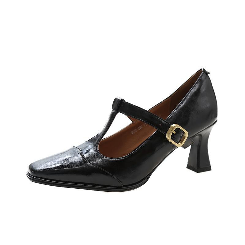 

Spring and Autumn new retro word buckle single shoes women s shoes square head light mouth Mary Jane shoes color matching high heels 35 чёрный