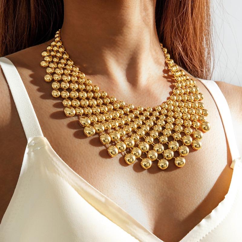 Hot-selling statement shawl necklace - high-end, fashionable, and unique for women золотой