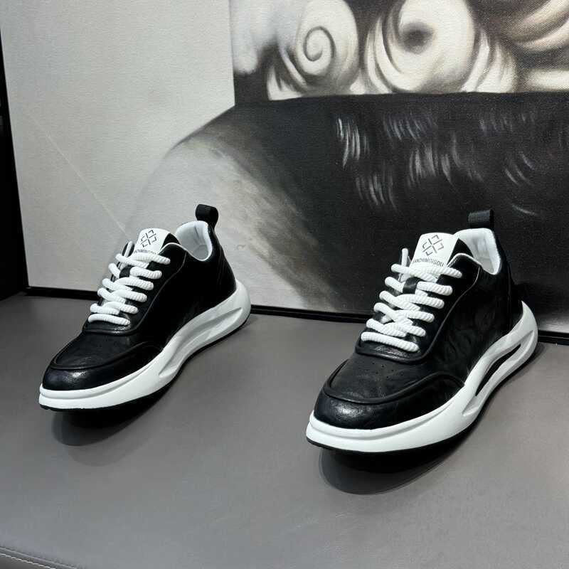 Shoes new autumn and winter solid color leather surface sports leisure soft sole heightening Forrest Gump shoes dad shoes