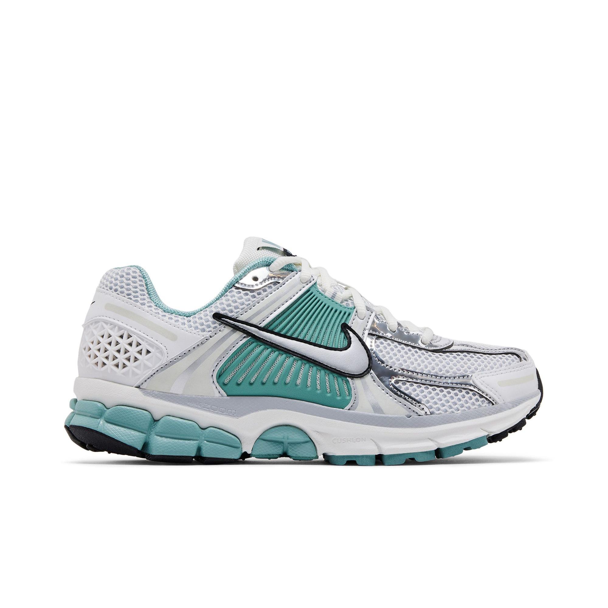 Nike Womens Air Zoom Vomero 5